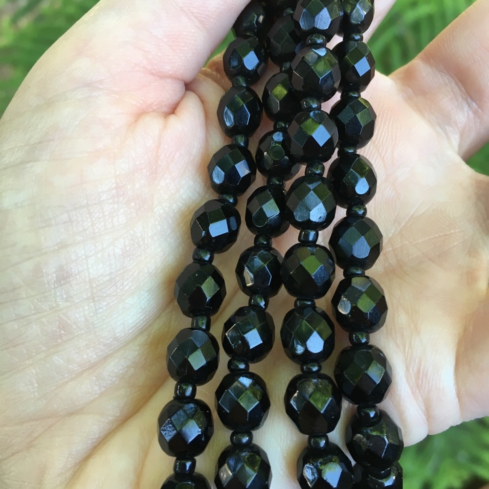 Vintage Black Glass Beads Double Stranded Necklace - Picture 9 of 9